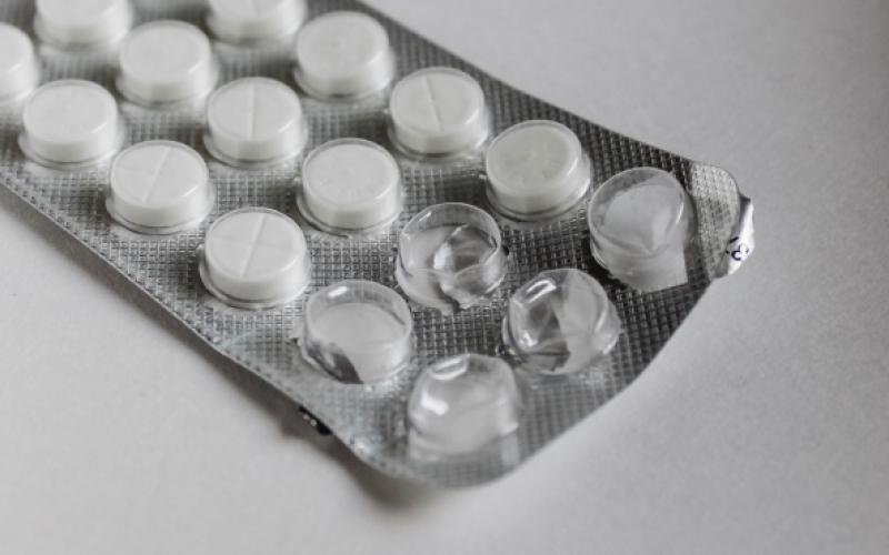 España reduce un 7,2 % el consumo de antibióticos en salud humana y un 32,4 % las ventas de antibióticos veterinarios 