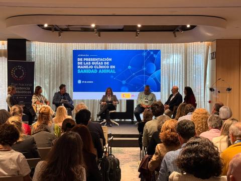 El PRAN presenta nuevas guías de manejo clínico veterinario para promover el uso prudente de los antibióticos